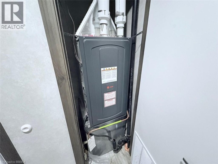 Photo 23 at 524 - 99 Fourth Concession Road, Burford