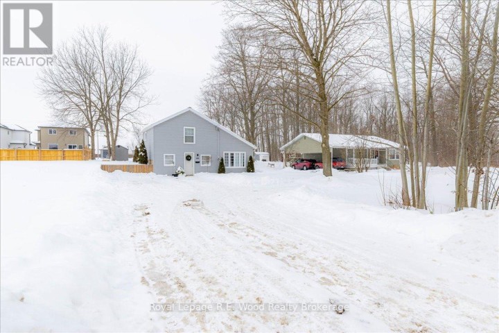 Photo 2 at 133 E North Street E, Tillsonburg