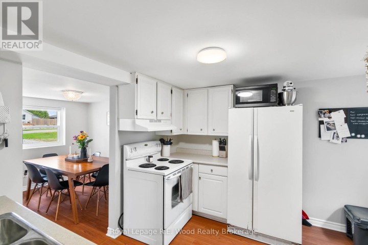 Photo 6 at 133 E North Street E, Tillsonburg