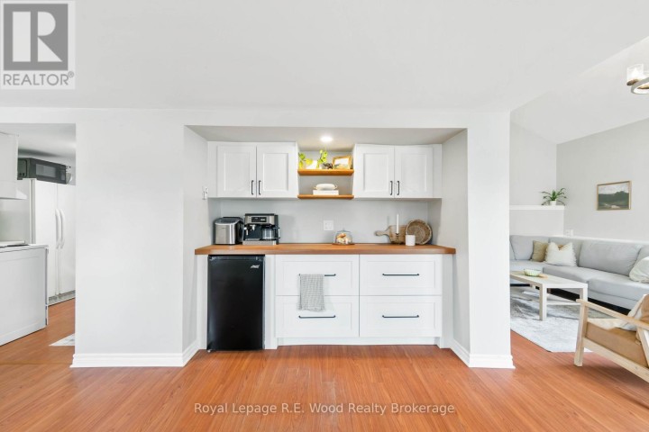 Photo 8 at 133 E North Street E, Tillsonburg