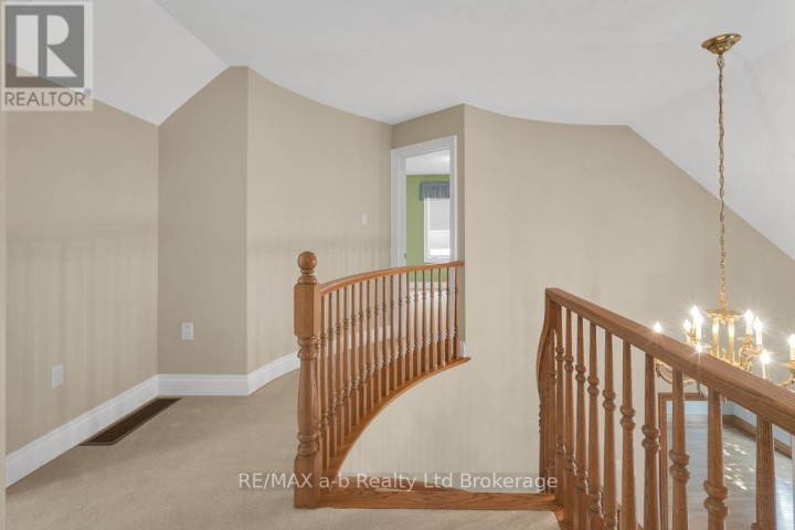 Photo 23 at 21 Windemere Avenue, Tillsonburg