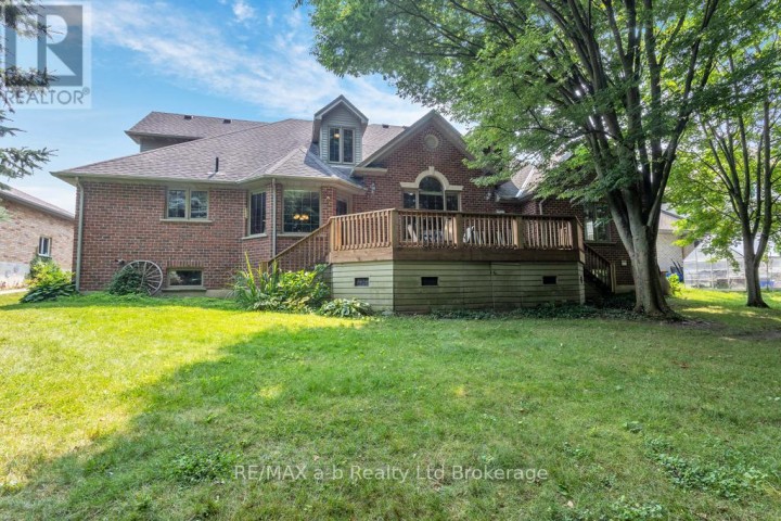 Photo 29 at 21 Windemere Avenue, Tillsonburg