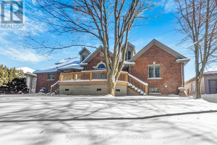 Photo 5 at 21 Windemere Avenue, Tillsonburg