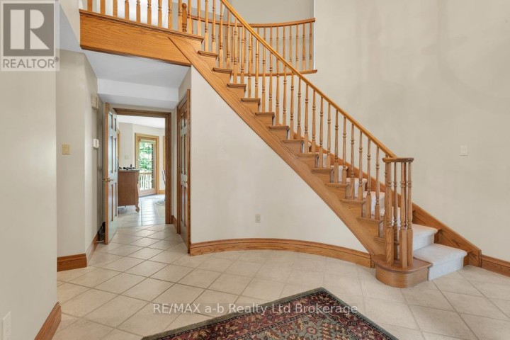 Photo 9 at 21 Windemere Avenue, Tillsonburg