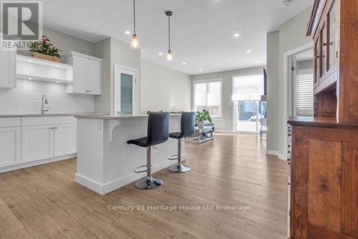 Photo 7 at 19 Livingston Drive, Tillsonburg