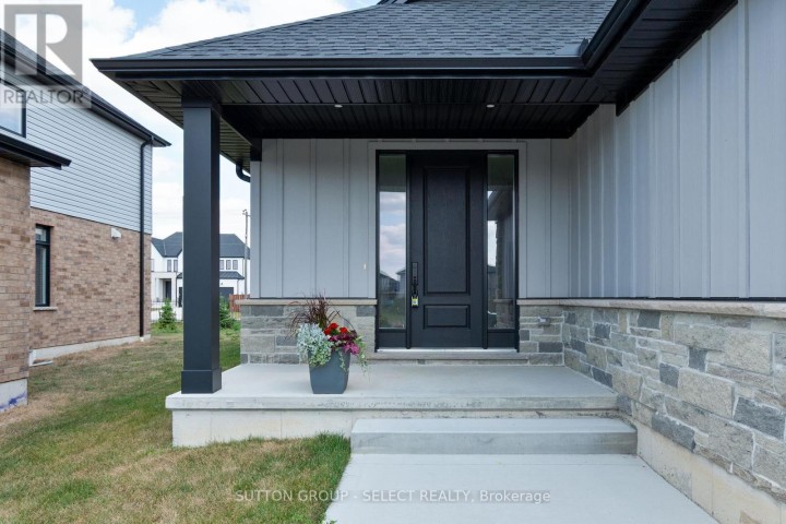 Photo 3 at 16 Kelly Drive, Ingersoll (Thamesford), Ingersoll