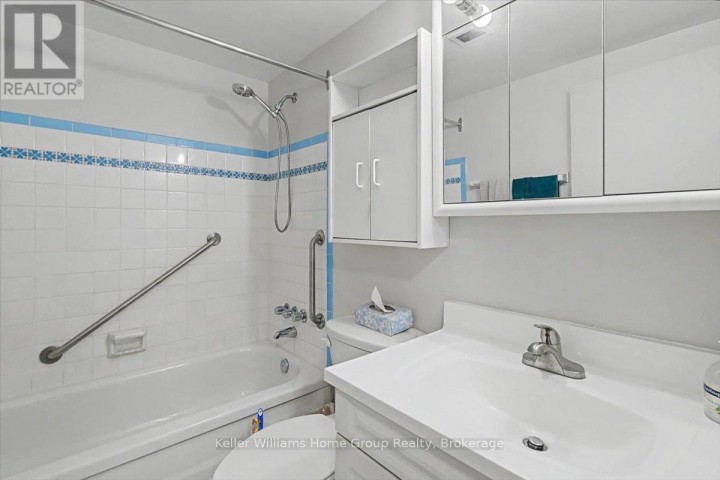 Photo 13 at 509 - 24 Midland Drive