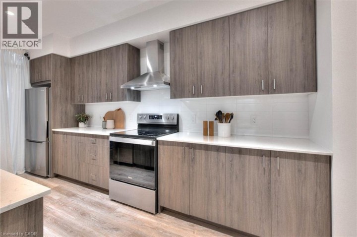 Photo 17 at 602 - 50 S Grand Avenue, St Gregory's / Tait, Cambridge