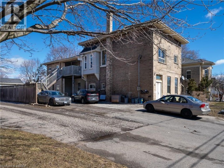 Photo 4 at 84 Sheridan Street, Downtown Core, Brantford