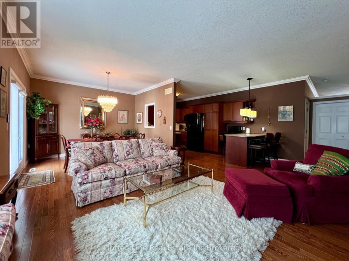 Photo 16 at 25 - 500 Lakeview Drive, Woodstock - North, Woodstock