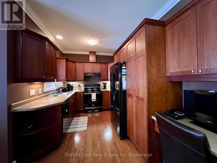 Photo 4 at 25 - 500 Lakeview Drive, Woodstock - North, Woodstock