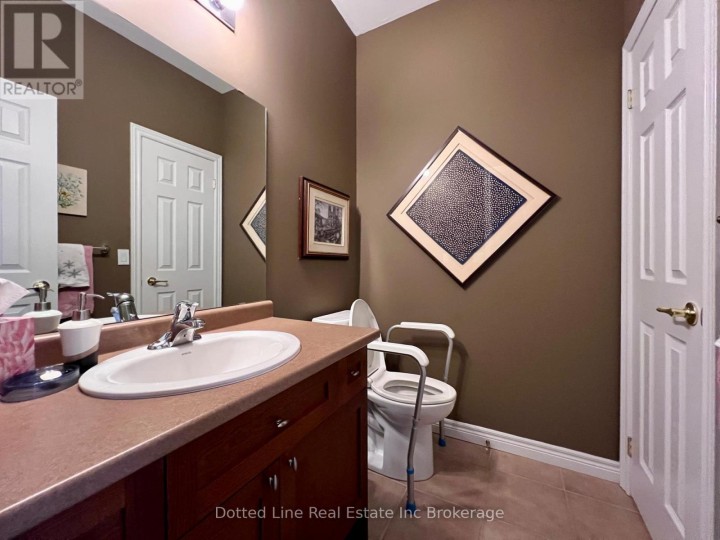 Photo 8 at 25 - 500 Lakeview Drive, Woodstock - North, Woodstock