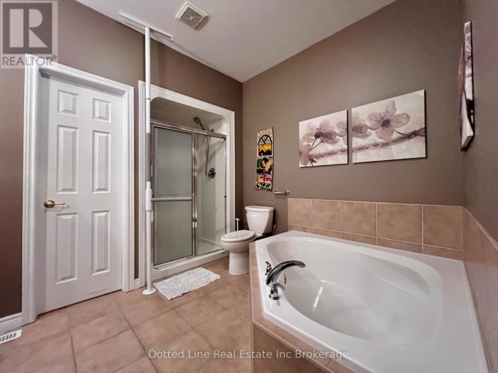 Photo 9 at 25 - 500 Lakeview Drive, Woodstock - North, Woodstock