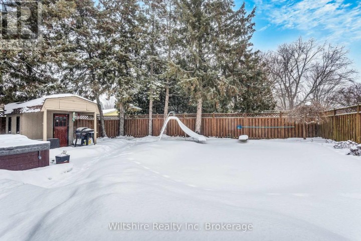 Photo 32 at 32 Devon Court, Tillsonburg
