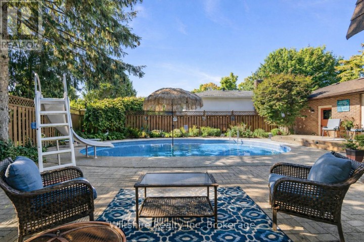 Photo 36 at 32 Devon Court, Tillsonburg