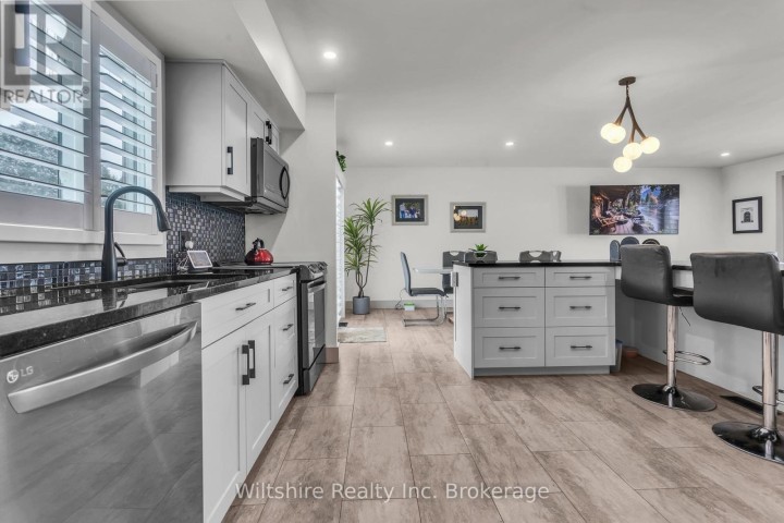 Photo 6 at 32 Devon Court, Tillsonburg