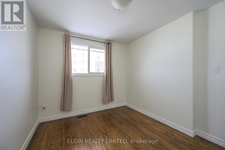 Photo 10 at 432 Forest Avenue, St. Thomas