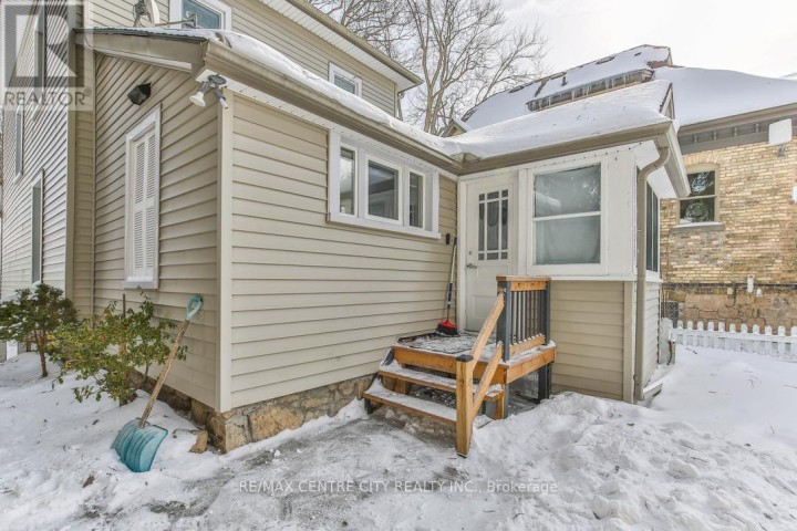 Photo 37 at 54 William Street, St. Thomas