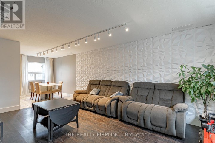 Photo 4 at 12 - 271 N Thames Street N, Ingersoll - North, Ingersoll