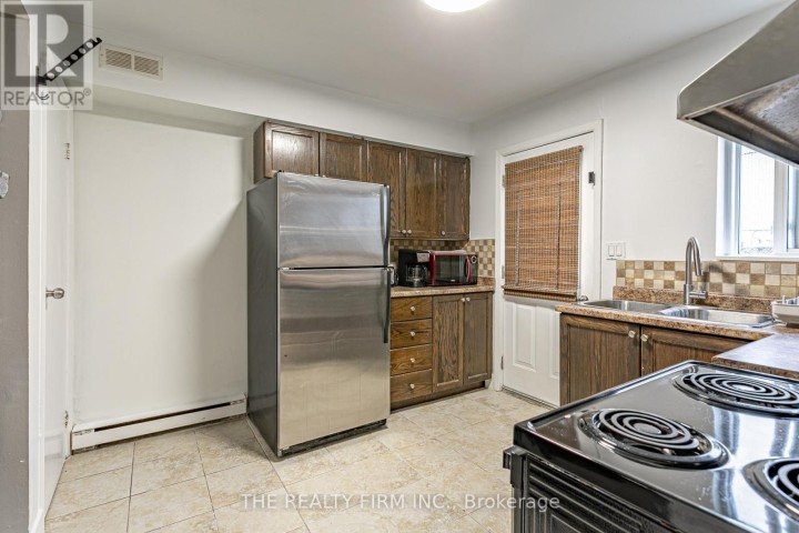 Photo 7 at 12 - 271 N Thames Street N, Ingersoll - North, Ingersoll