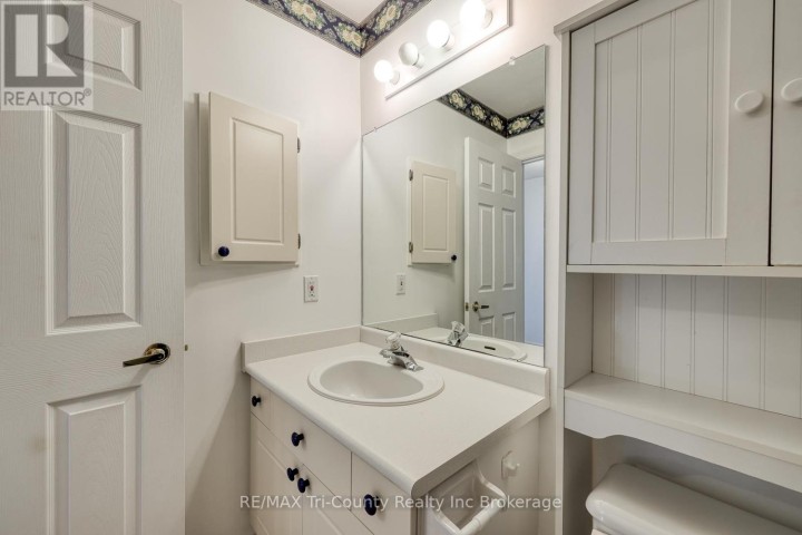 Photo 16 at 42 Jackson Court, Tillsonburg