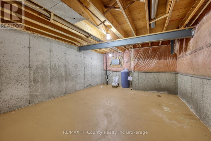 Photo 25 at 42 Jackson Court, Tillsonburg