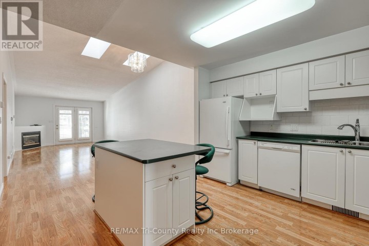 Photo 7 at 42 Jackson Court, Tillsonburg