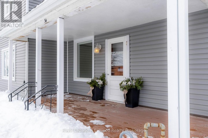 Photo 2 at 34 S Stover Street, Norwich Town, Norwich