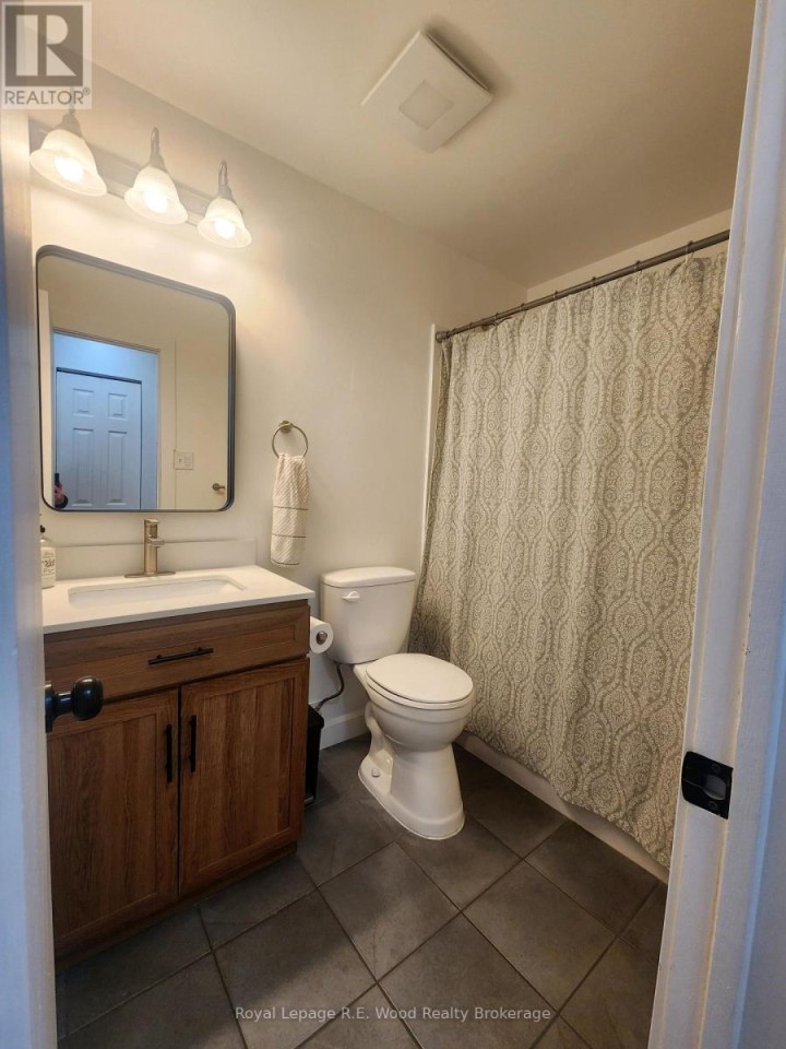 Photo 12 at 6 Centennial Avenue, Tillsonburg