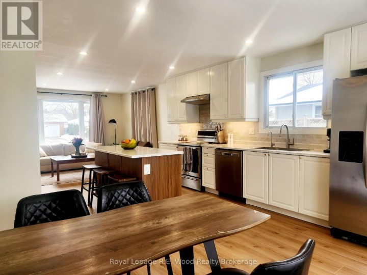 Photo 3 at 6 Centennial Avenue, Tillsonburg