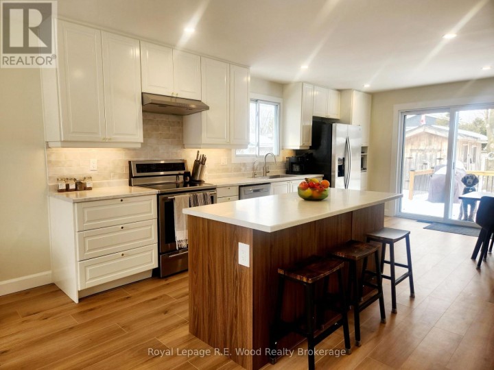 Photo 5 at 6 Centennial Avenue, Tillsonburg