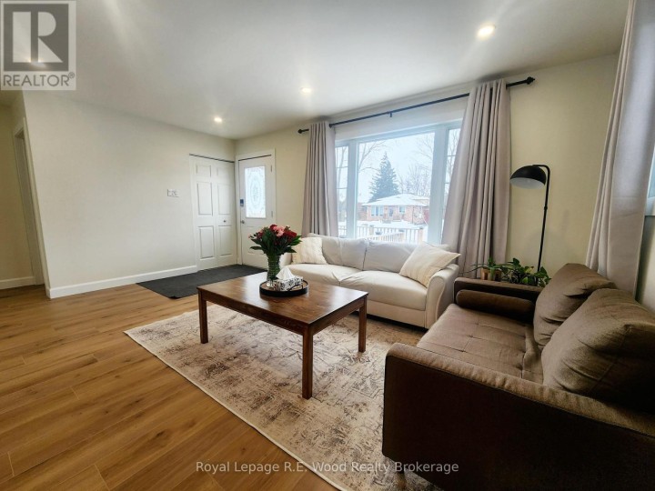 Photo 7 at 6 Centennial Avenue, Tillsonburg