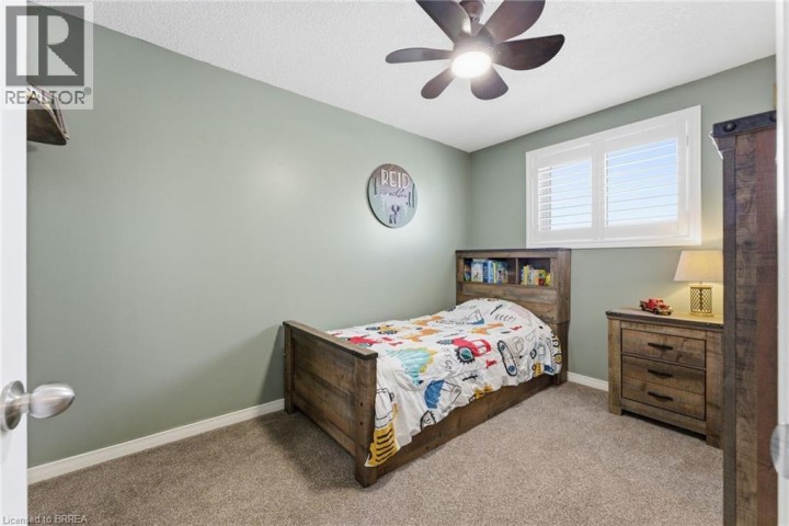 Photo 19 at 15 Anastasia Crescent, Brantwood Park, Brantford