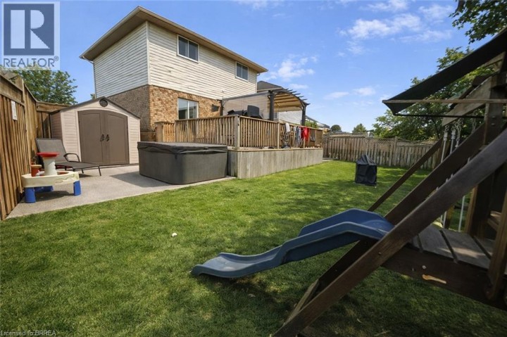 Photo 24 at 15 Anastasia Crescent, Brantwood Park, Brantford