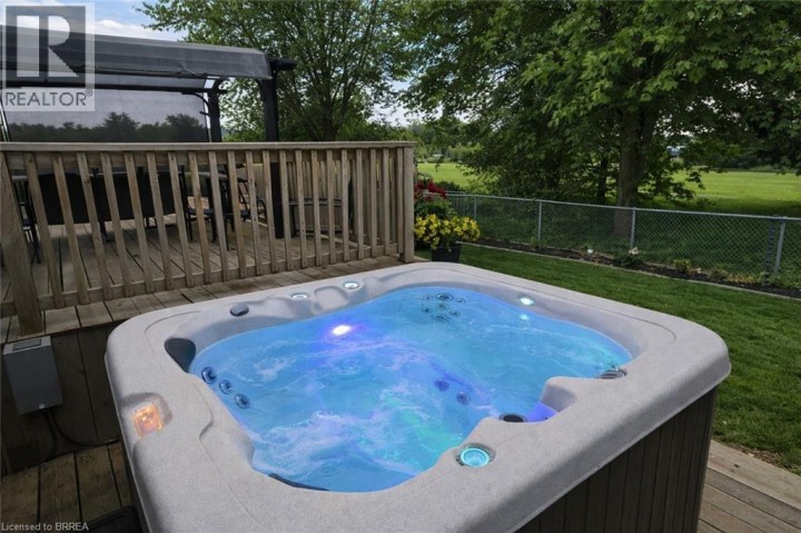 Photo 26 at 15 Anastasia Crescent, Brantwood Park, Brantford