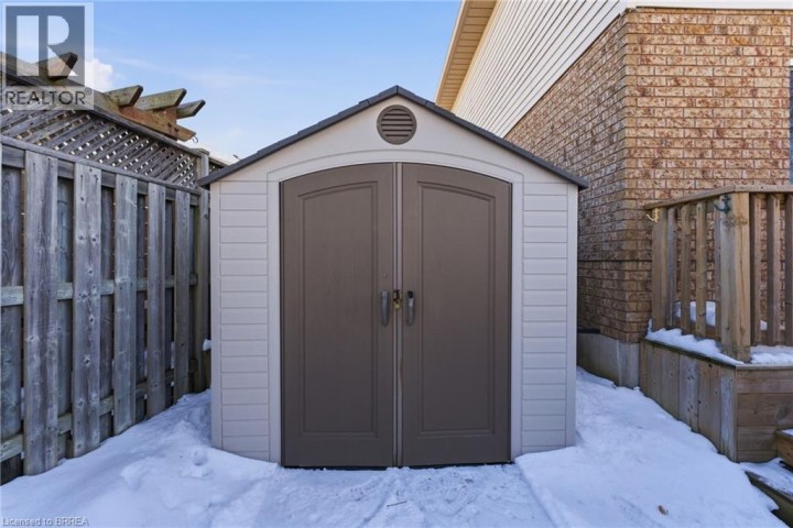 Photo 31 at 15 Anastasia Crescent, Brantwood Park, Brantford