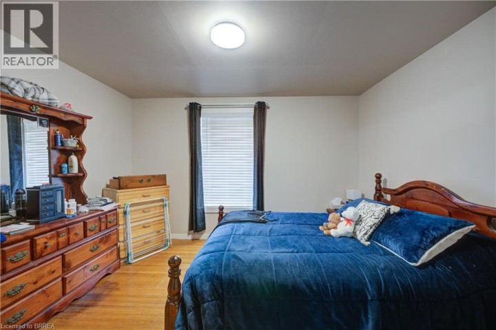 Photo 21 at 38 Nelson Street, East Ward, Brantford