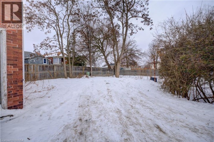 Photo 33 at 38 Nelson Street, East Ward, Brantford