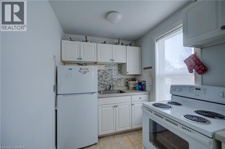 Photo 6 at 38 Nelson Street, East Ward, Brantford