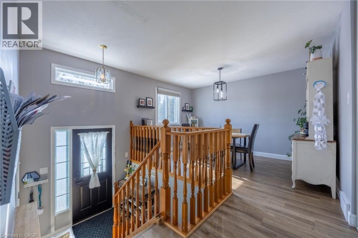 Photo 2 at 62 Beckett Boulevard, Tillsonburg