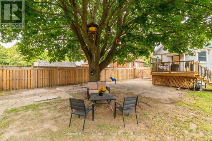 Photo 48 at 194 N Dundas Street, Cambridge