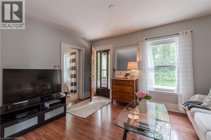 Photo 4 at 182 Durham Street, East Ward, Brantford
