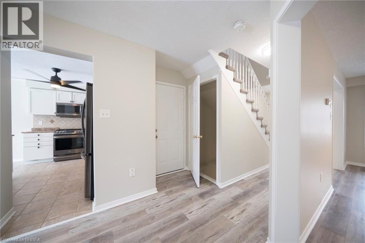 Photo 12 at 12 Gaydon Way, Empire, Brantford