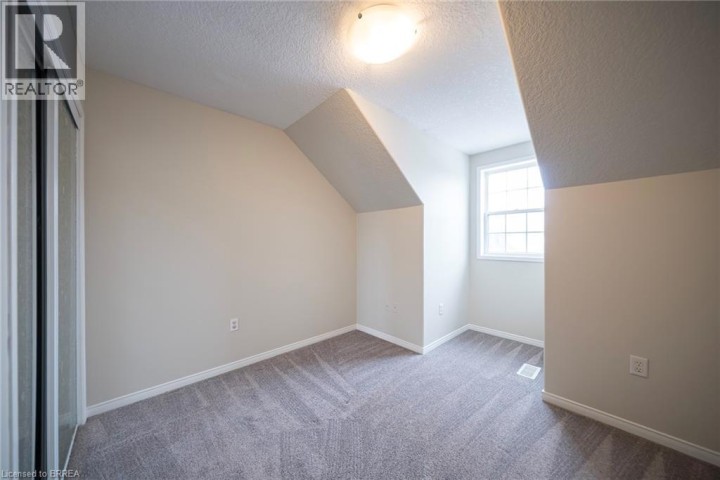 Photo 17 at 12 Gaydon Way, Empire, Brantford