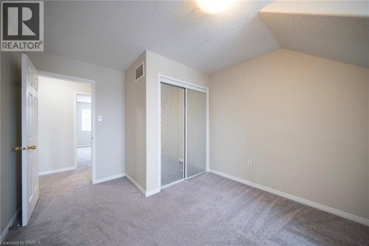 Photo 18 at 12 Gaydon Way, Empire, Brantford