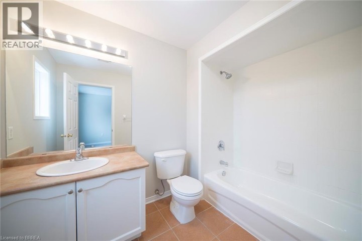 Photo 24 at 12 Gaydon Way, Empire, Brantford