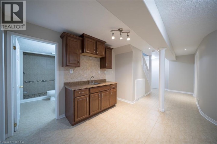 Photo 26 at 12 Gaydon Way, Empire, Brantford