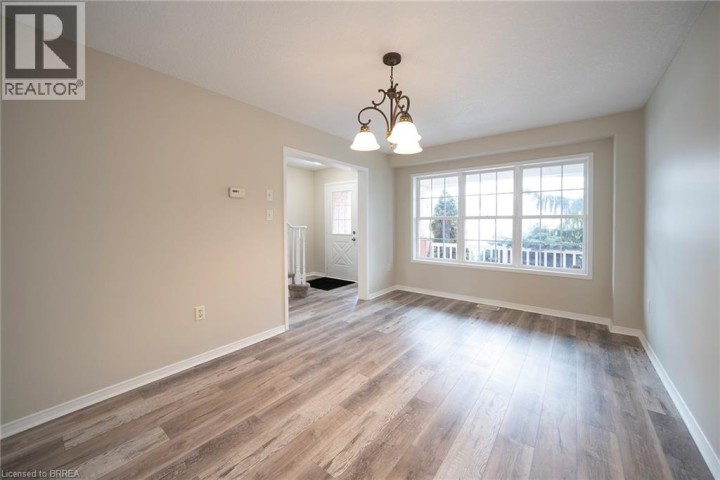 Photo 6 at 12 Gaydon Way, Empire, Brantford