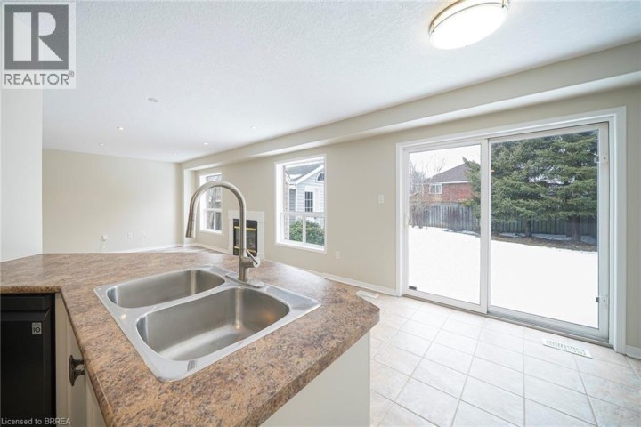 Photo 8 at 12 Gaydon Way, Empire, Brantford