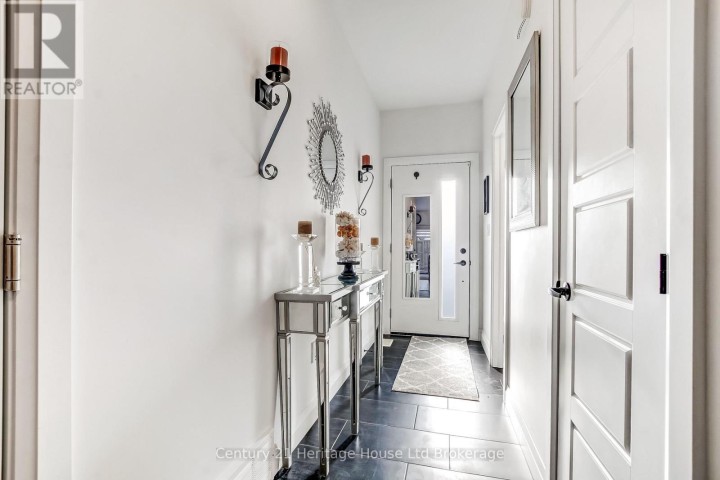 Photo 2 at 506 - 360 Quarter Town Line Line, Tillsonburg